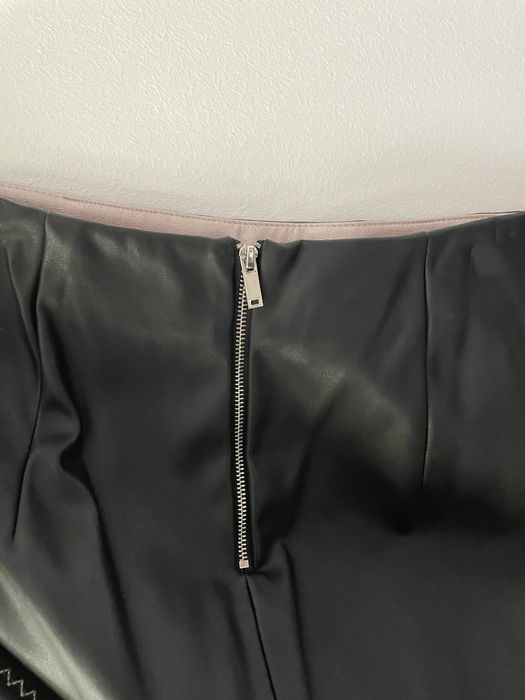 Кожена пола Zara