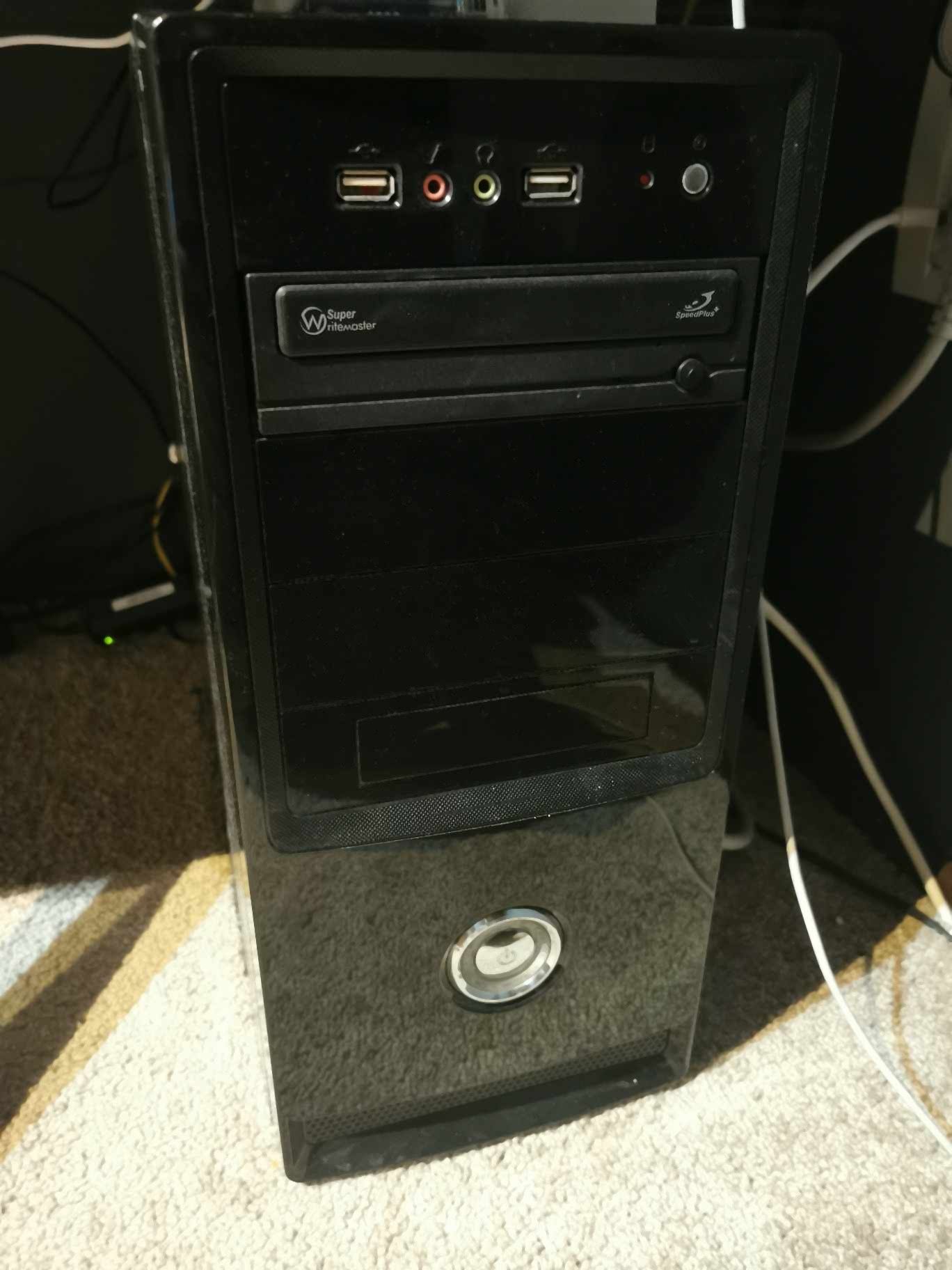 PC  Tower, Core i5-3470 4, pana la 3.20GHz, 3601 Mhz 8GB DDR3 2