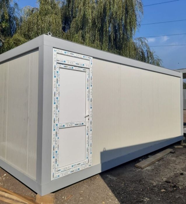 Vând containere standard