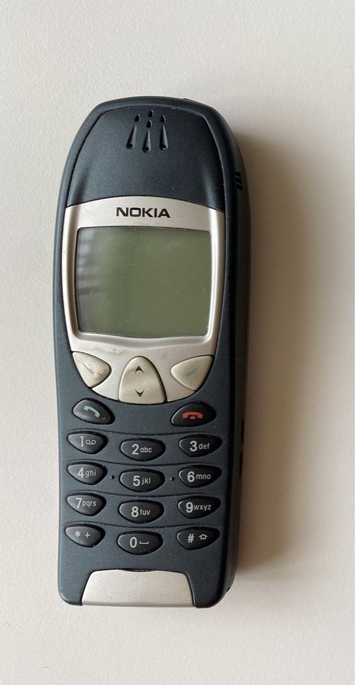 Продавам Nokia 6210