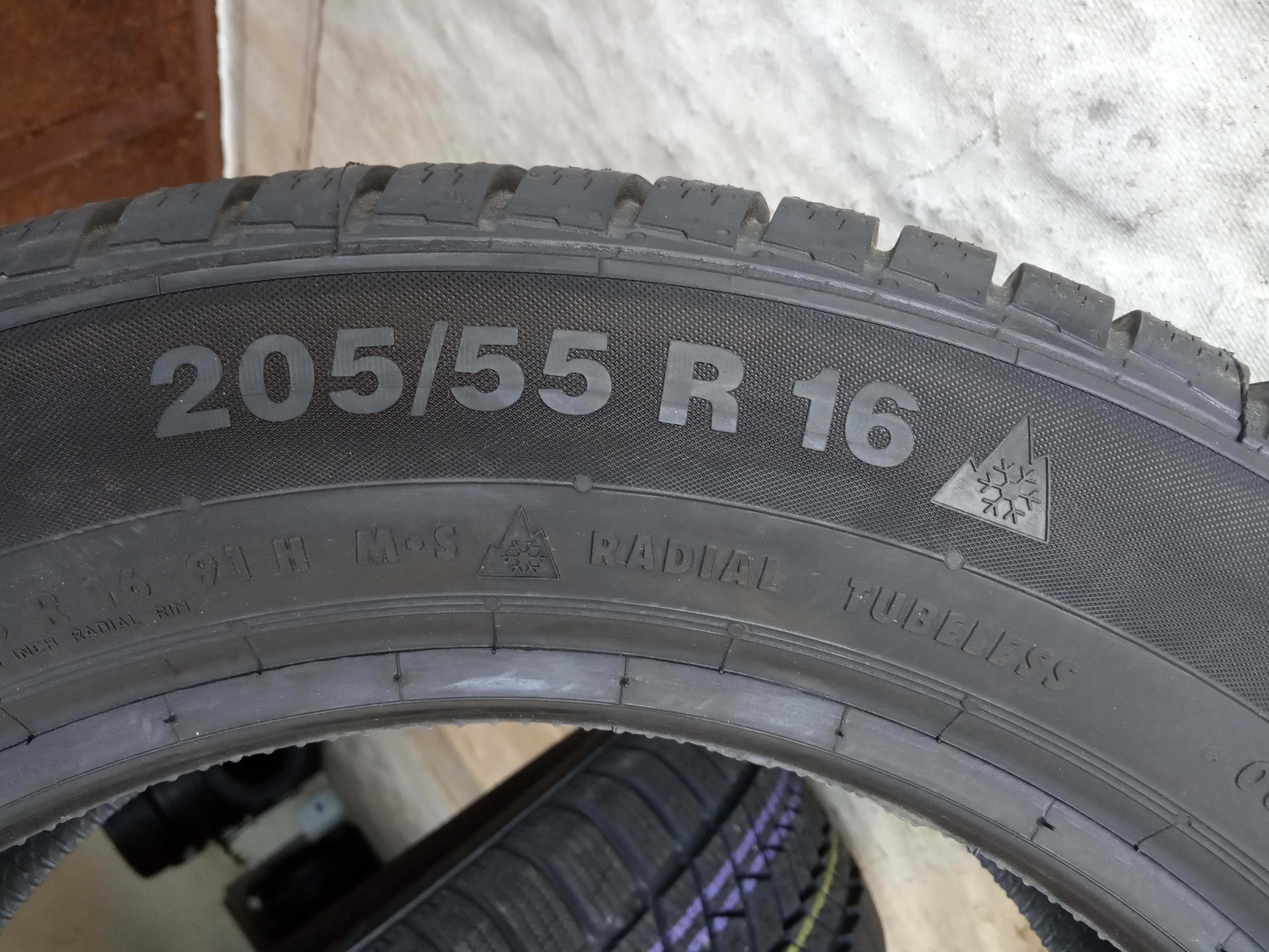 2 Нови зимни гуми 205/55R16 Continental WC TS830P* RUNFLAT 91H Germany