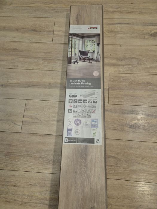 Ламинат влагостойкий, новый 6 упаковок