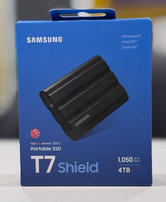 Samsung T7 Shield / 4TB / SSD Portabil