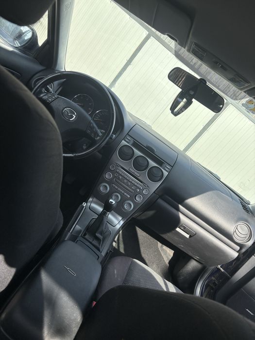 Vand Mazda 6 an 2004  2.0 litri 136 cp