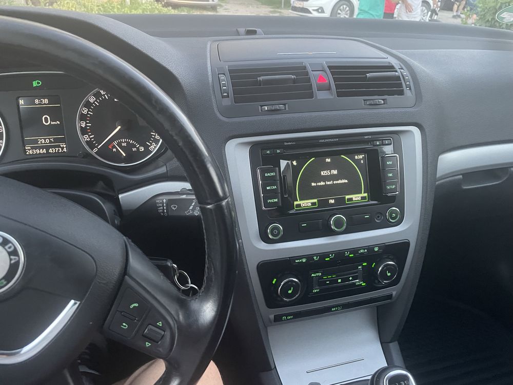 Skoda octavia 2  facelift  1.6 tdi
