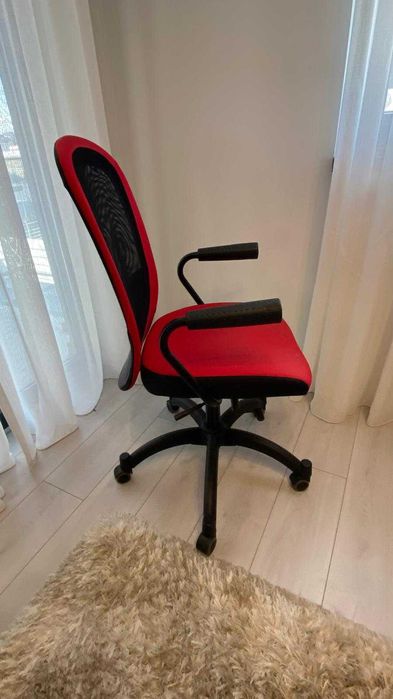 Scaun birou rosu ergonomic comfortabil