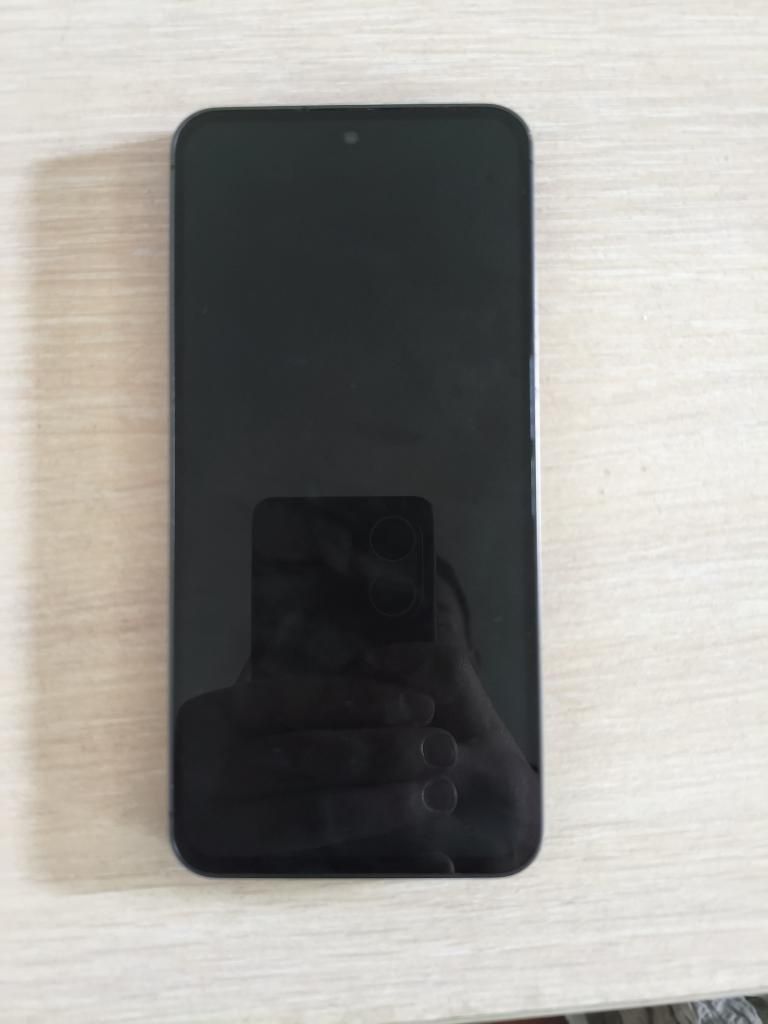 ..Samsung s24 FE