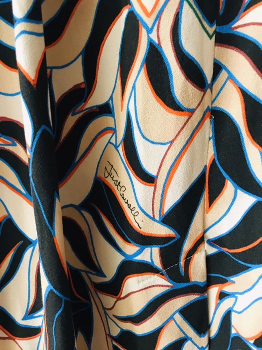 Нова рокля Roberto Cavalli с етикет за повод или офис