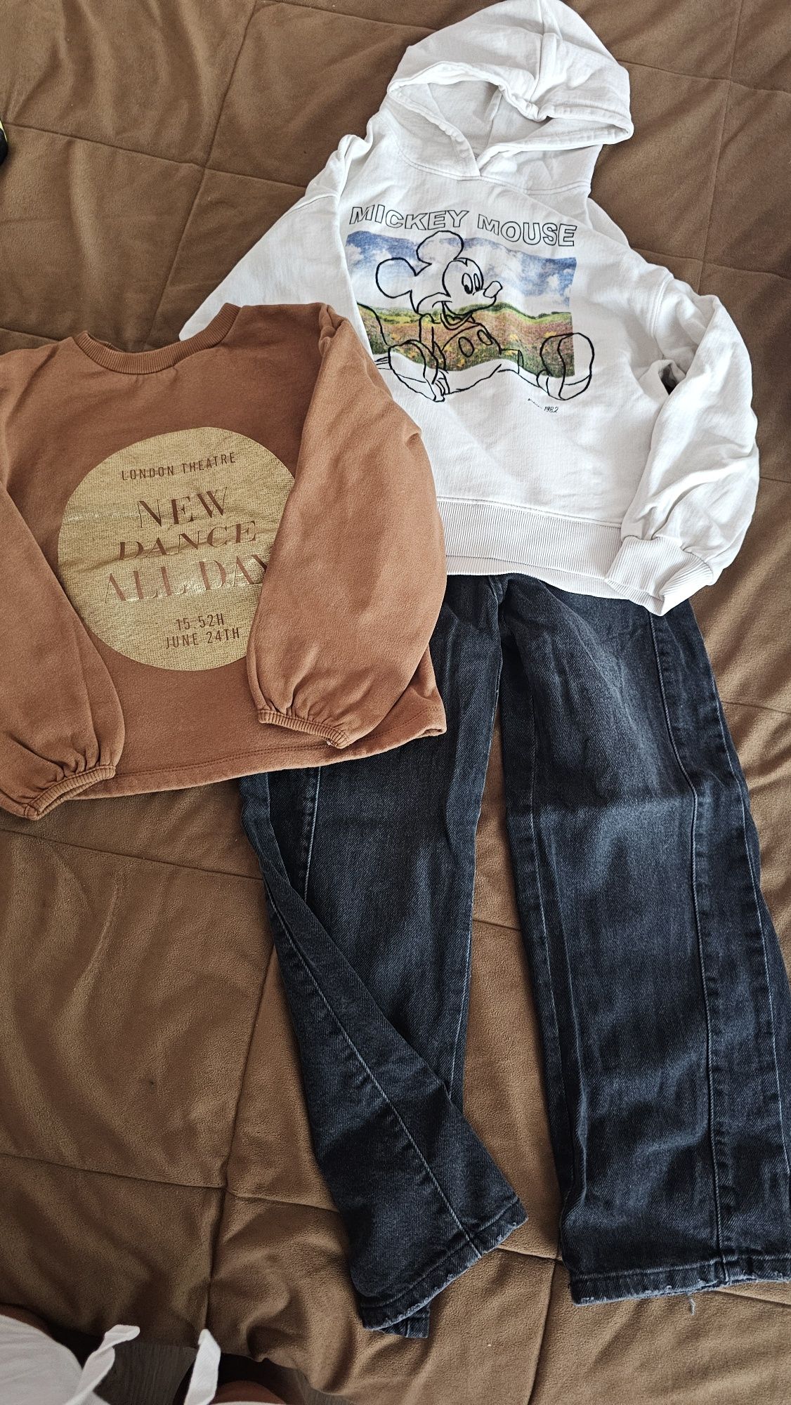 Широки дънки и суитчъри Zara 140 р-р