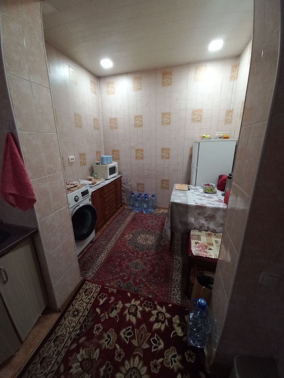 Срочно продается 2комнатная кв на Юнусабаде 6кв