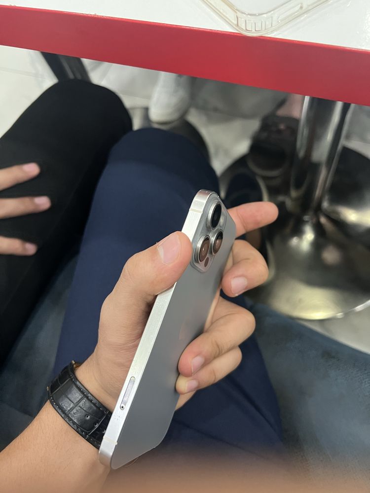 Iphone xr 15 pro titanium