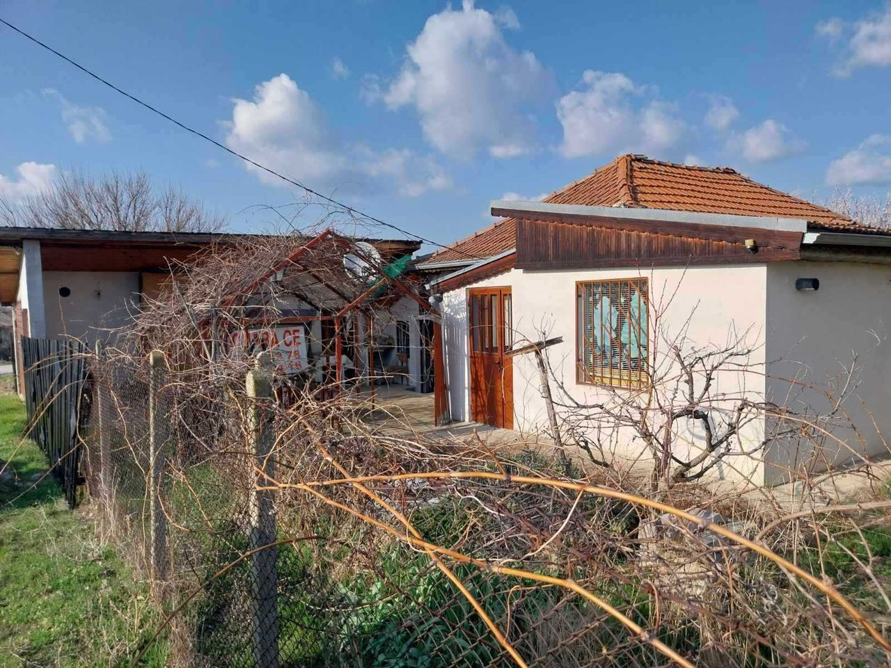 Продава се Къща в Силистра, Митница - 100 кв.м за 332 €/кв.м - Снимка #1
