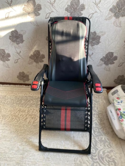 Массажер аяққа и арқаға. Каробкасы бәрі бар. Алам деушілер болса хаб..