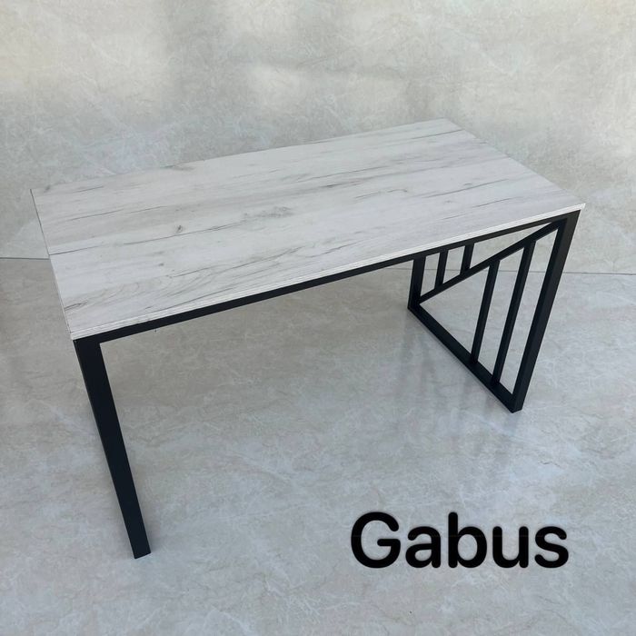 Loft mebel ofis uchun