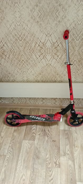 Продам детский самокат