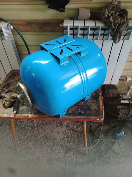Продам гидроаккумулятор на 50 литров