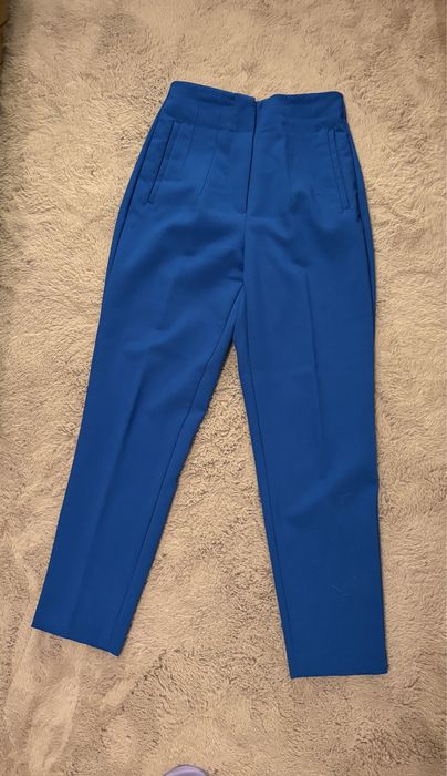 Pantaloni Zara marimea XS