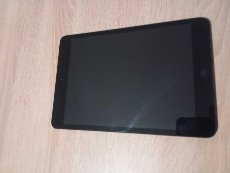 iPad модел -1432 за части