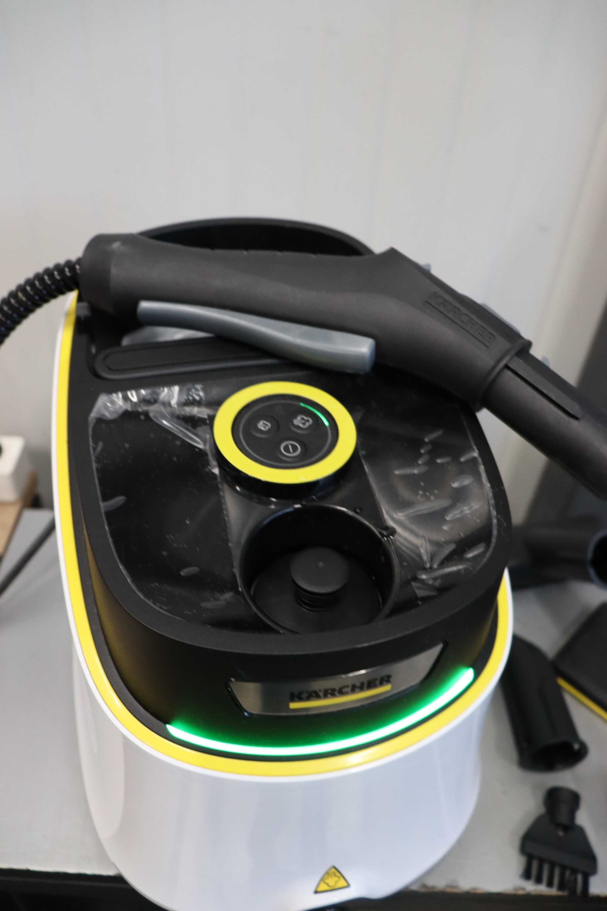 Парочистачка Karcher SC 3 Deluxe, 1900W, 3.5 bar, Нагряване за 0.5 мин