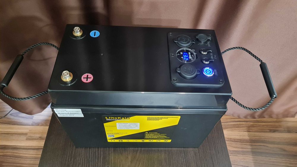 Baterie 12V  -  300Ah   Lithium Ion LiFePO4    Nou