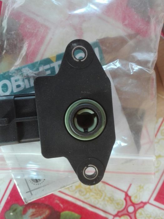 Senzor pozitie clapeta acceleratie corsa b 1.2 16v