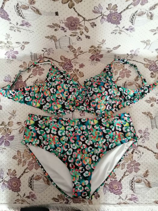 Купальники в отличном состоянии