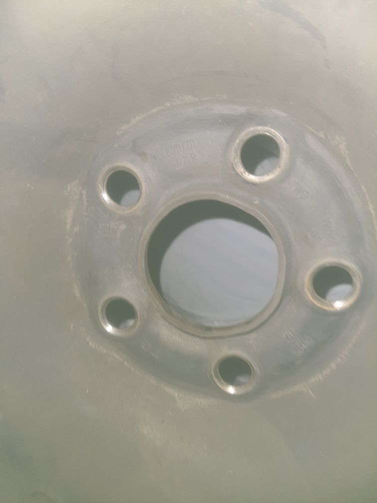 ieftin vand set 4 jante+4anvelope vara, originale Vw Polo