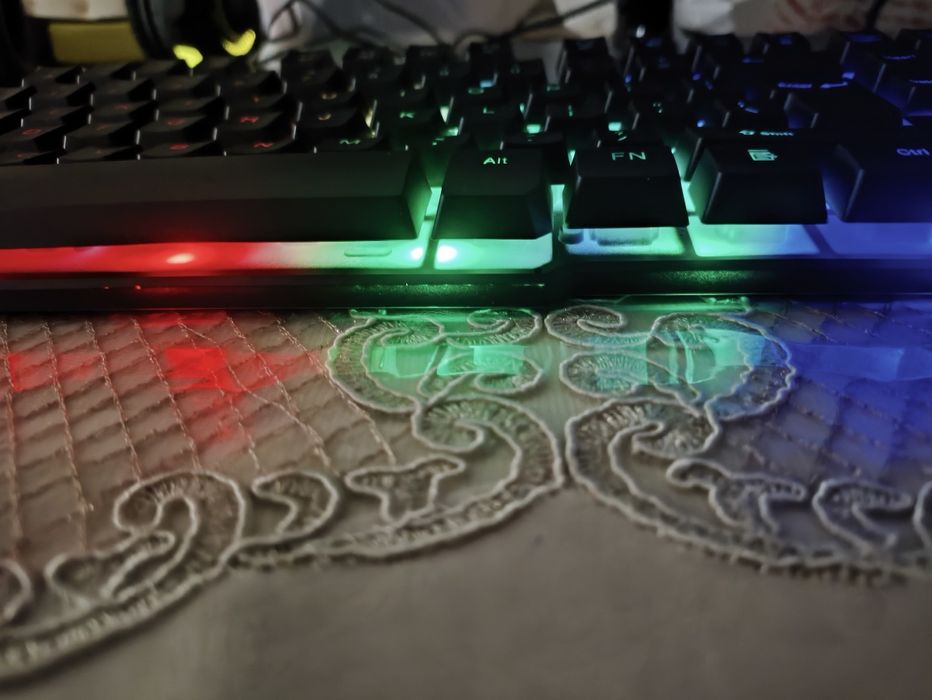 Игровая клавиатура и мышь T-WOLF TF200