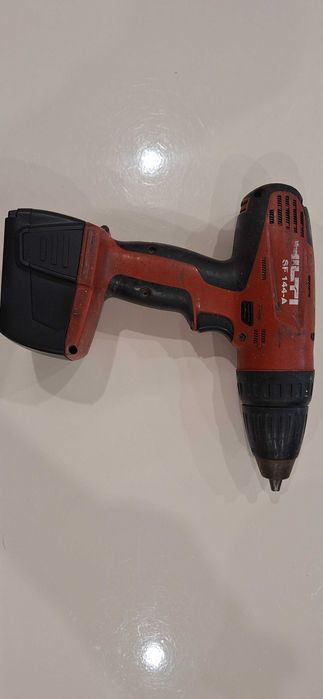Винтоверт Hilti SF144-A с li-ion-батерия