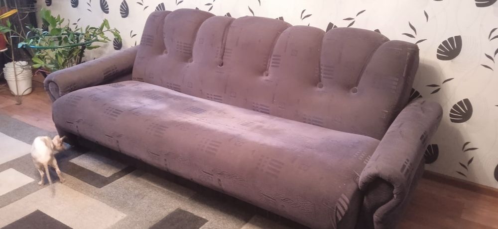 Диван и два кресла