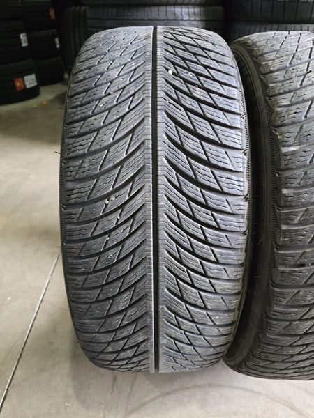 235/40/19 MICHELIN 2бр