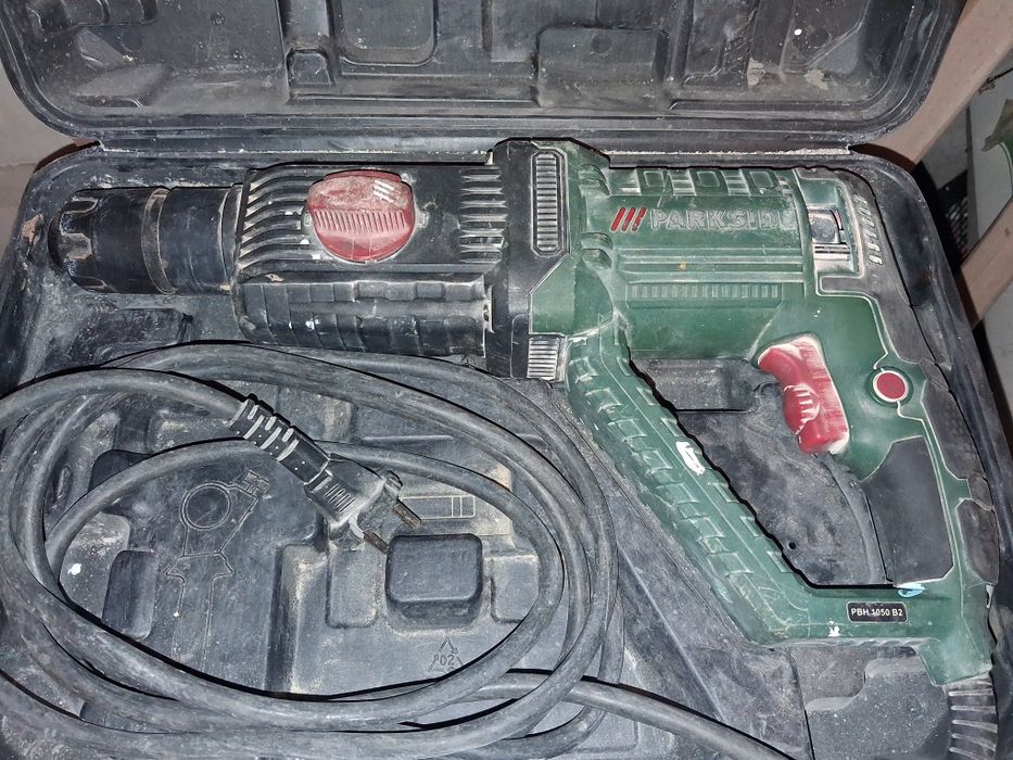 Продавам перфоратор Parkside