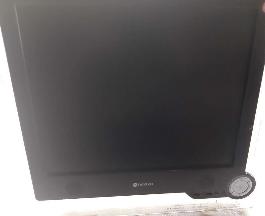 Monitor Neovo M-17