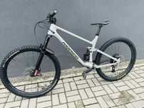Bicicleta full suspension Norco Carbon