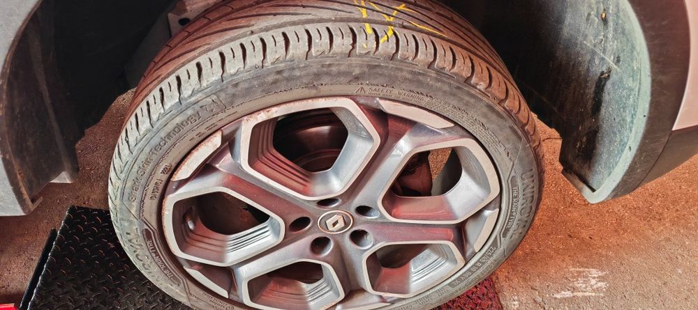 SET Anvelope vara 225 45 r19 vara, 4 Bucati .