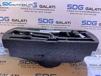 Trusa Suport Spuma Cric Coarba Cheie Roti Cui Carlig Infiletant Remorcare VW Golf 5 Break Combi 2004 - 2008 Cod 1J0012115AF