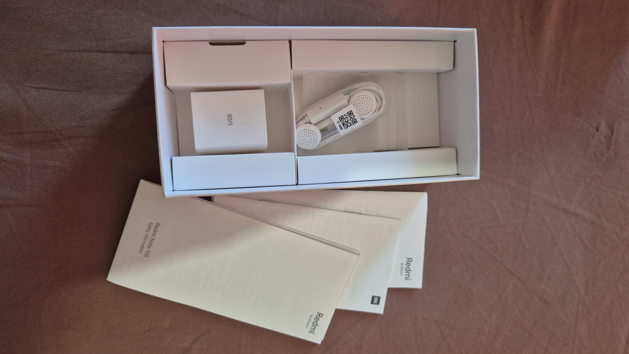 Xiaomi Redmi Note 10S перфектен 6/128 GB с кутия и оригинално зарядно