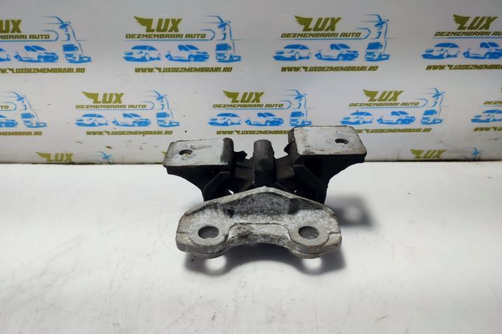 Suport motor 1.2 1.4 benzina 13125208 Opel Corsa C  [din 2000 pana  2003] seria