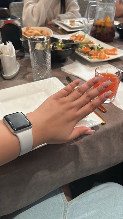ПРОДАМ APPLE watch 3 серия в идеальном состоянии