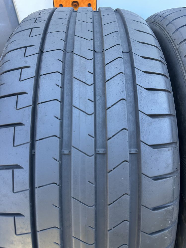 235/45/18 Pirelli dot22