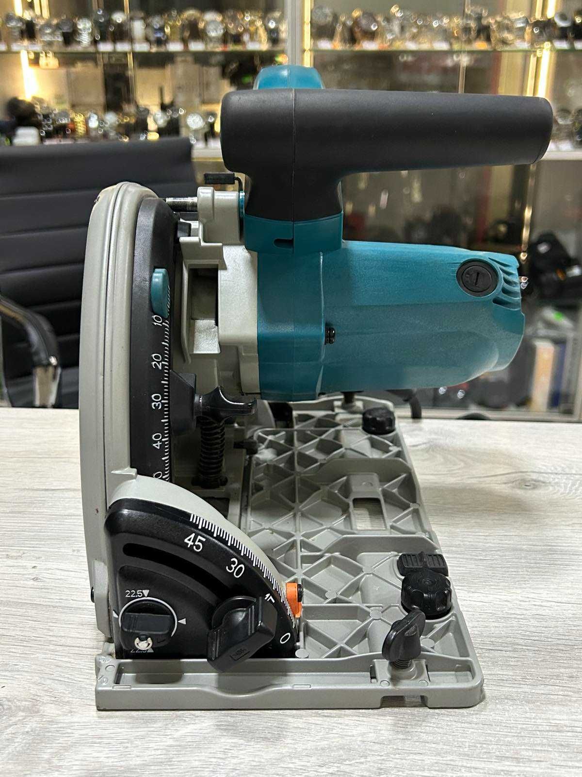 Потапящ ръчен циркуляр Makita SP6000, 1300 W, Ø 165 мм