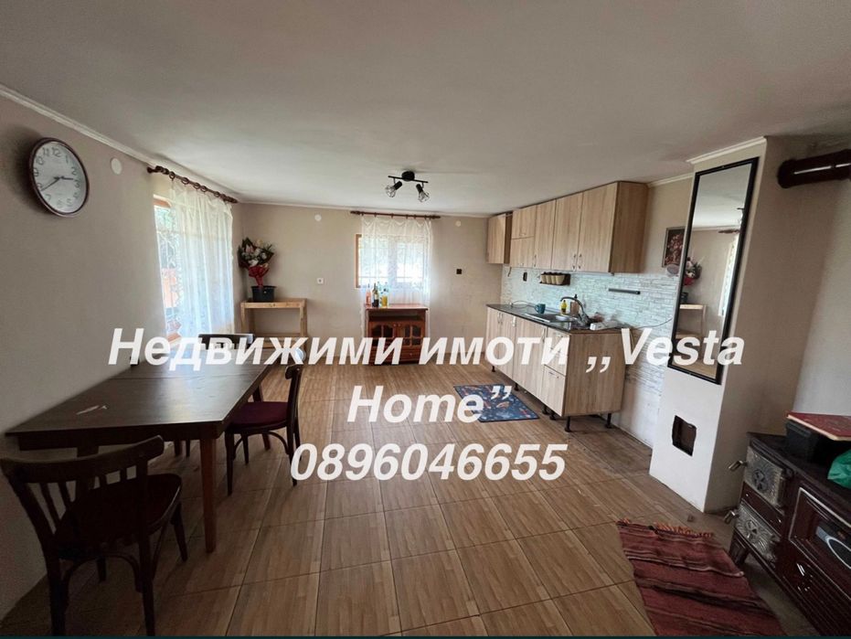 Продава се Къща в Казанлък - 100 кв.м за 612 €/кв.м - Снимка #3