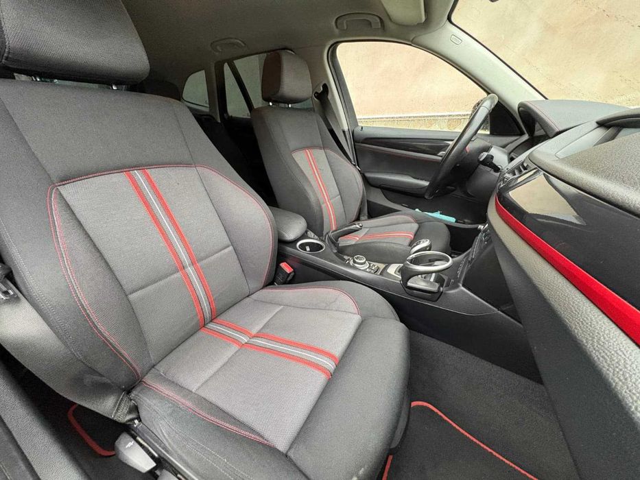 BMW X1 xDrive25d Aut. Sport Line - Foarte bine intretinut