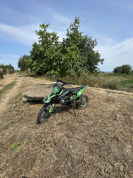 Vând jrh 125 verde