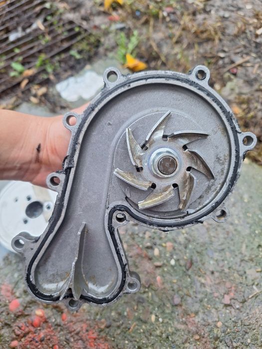 Pompa de apa Audi A7 cod CDU