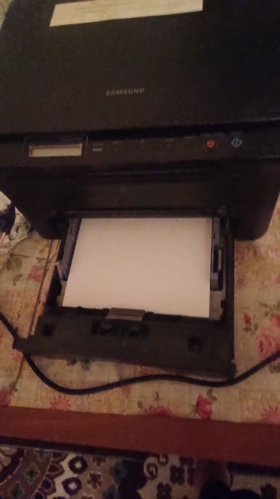 Принтер Samsung.