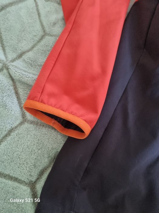 Ветровка ADIDAS запазена !