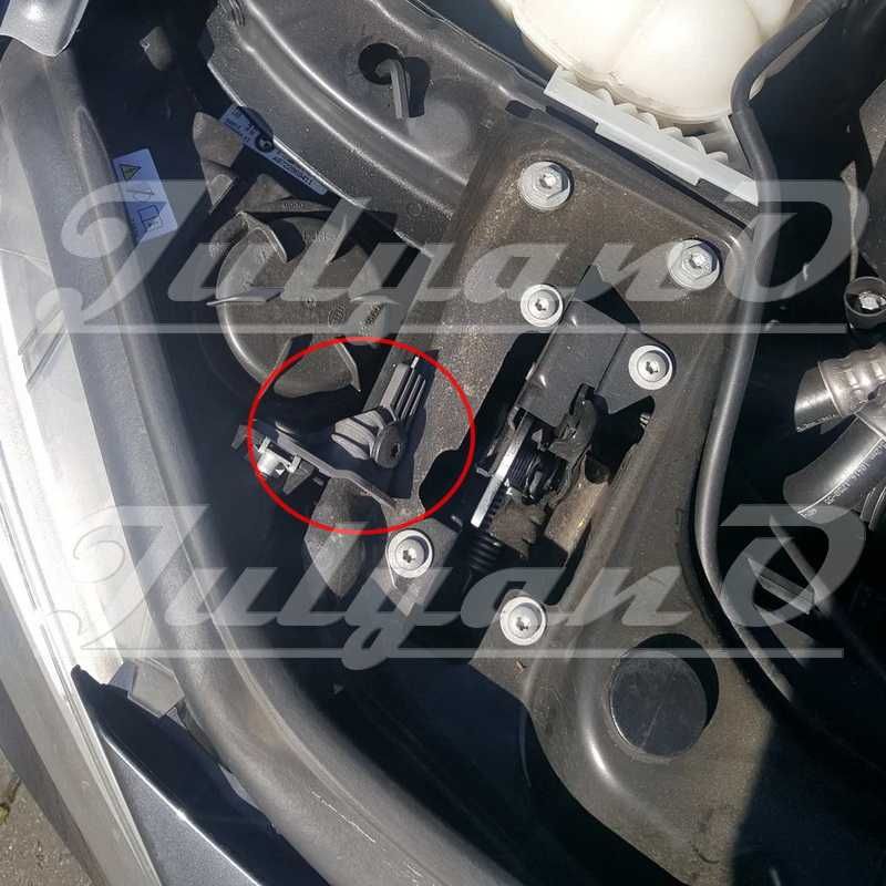 Щипка за закрепване на фар за BMW 3-ser и 4-ser F30,F31,F32,F33,F36