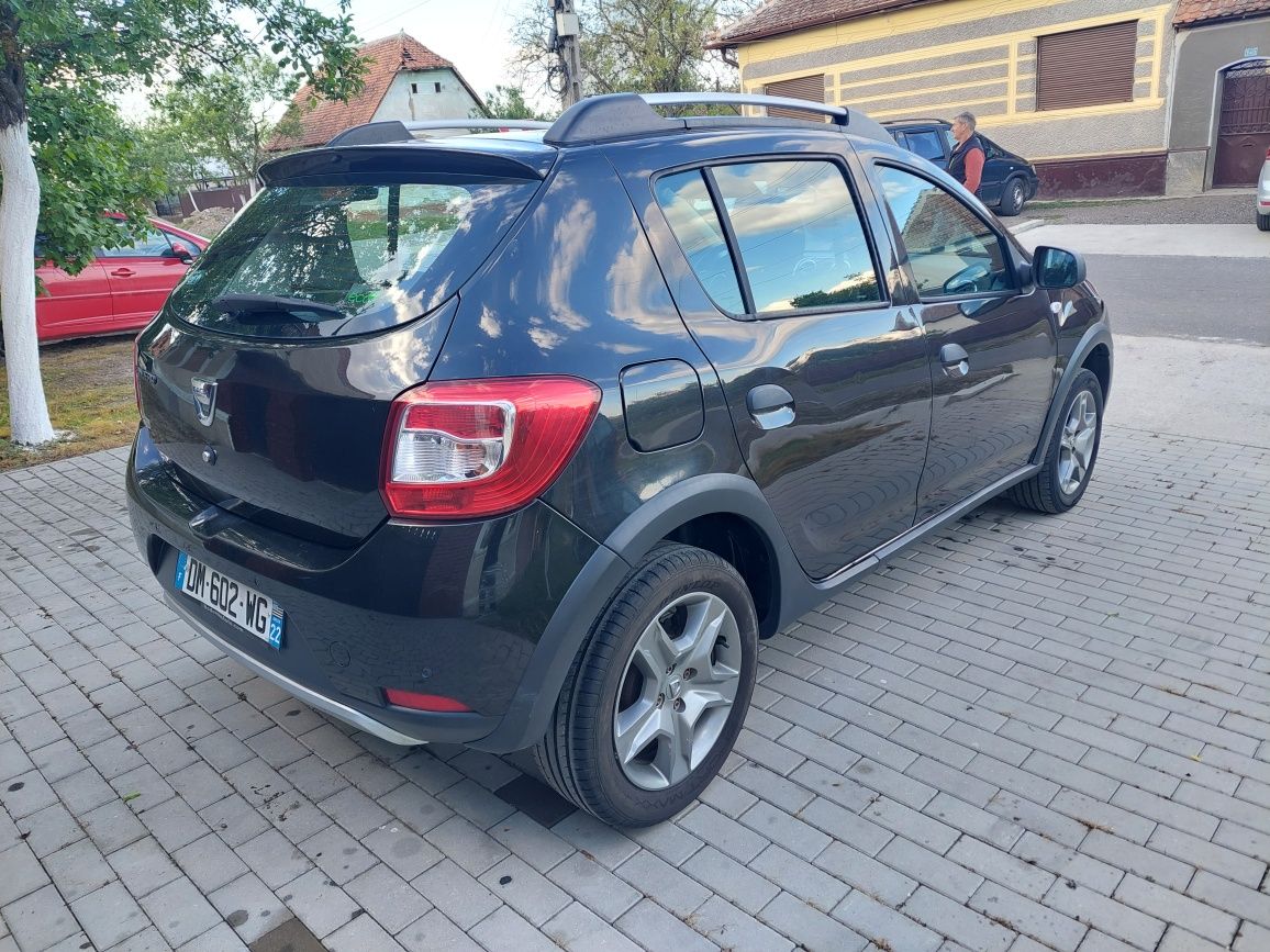 Dacia Sandero Stepway/ An 2014/ 1.5Diesel