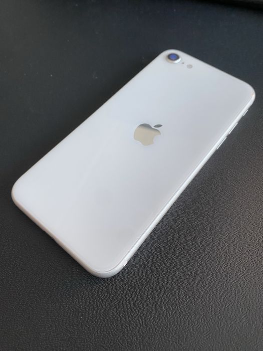 Iphone se 2020 белый